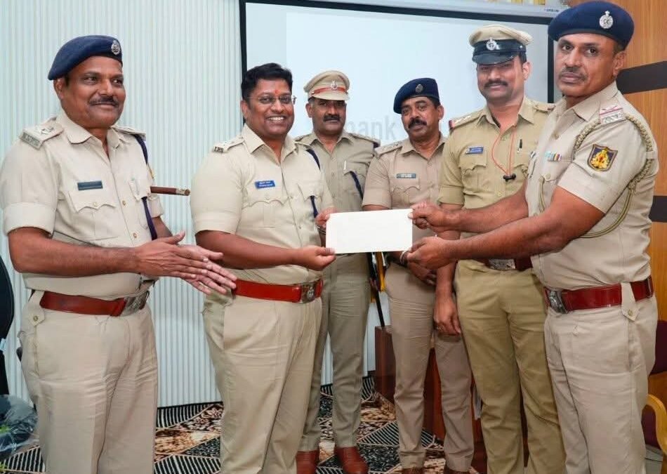 ಕರ್ತವ್ಯನಿಷ್ಠೆಗೆ ಸಂದ ಗೌರವ: ಒಬ್ಬರೇ ಸಾಹಸ ಮಾಡಿ ಗಾಂಜಾ ಪೆಡ್ಲರ್‌ನನ್ನು ಹಿಡಿದ ಎಎಸ್‌ಐಗೆ ನಗದು ಬಹುಮಾನ