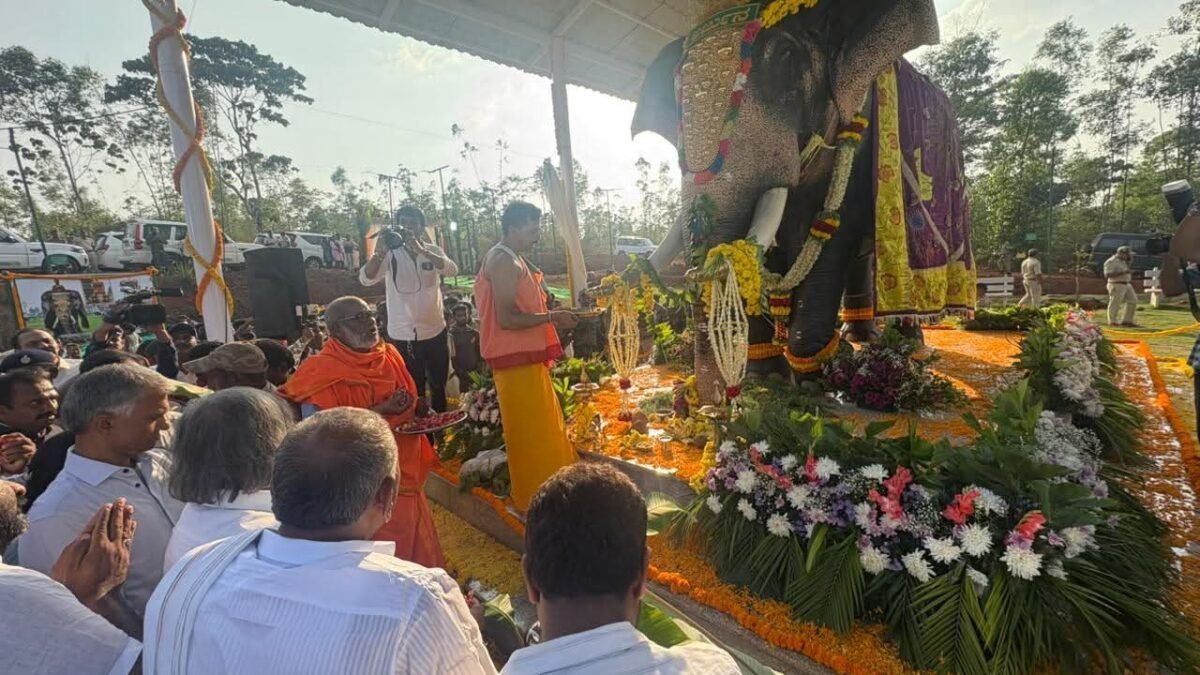 ಗಜರಾಜ ‘ಅರ್ಜುನ’ನ ನೆನಪು ಅಮರ: ಸಕಲೇಶಪುರದಲ್ಲಿ ಅದ್ದೂರಿ ಸ್ಮಾರಕ ಲೋಕಾರ್ಪಣೆ
