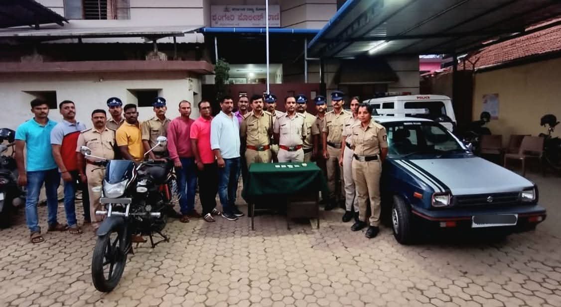 ದೇವಸ್ಥಾನಗಳಲ್ಲೇ ಕನ್ನ ಹಾಕುತ್ತಿದ್ದ ಅಂತರ್ ಜಿಲ್ಲಾ ಕಳ್ಳರ ಬಂಧನ: ಶೃಂಗೇರಿ ಪೊಲೀಸರಿಂದ ₹11 ಲಕ್ಷ ಮೌಲ್ಯದ ಸ್ವತ್ತು ಜಪ್ತಿ