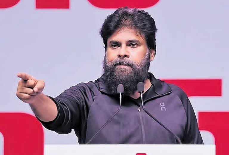 ವಿಜಯ್ ಸಿಎಂ ಆದ ಮೇಲೆ ನನ್ನ ಮೇಲೆ ಜನ ಒತ್ತಡ ಹಾಕುತ್ತಿದ್ದಾರೆ, ಆದರೆ ಇಲ್ಲಿನ ಪರಿಸ್ಥಿತಿಯೇ ಭಿನ್ನ: ಡಿಸಿಎಂ ಪವನ್ ಕಲ್ಯಾಣ್