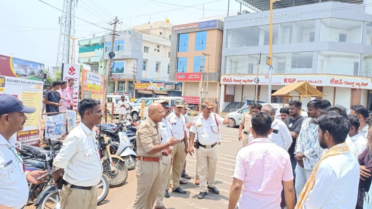 ಹೆಸರು, ಲೋಗೋ ಹಾಕಿದ್ರೆ ಬೀಳುತ್ತೆ ದಂಡ: ನಿಯಮಬಾಹಿರ ನಂಬರ್ ಪ್ಲೇಟ್ ಸವಾರರಿಗೆ ಸಂಚಾರಿ ಪೊಲೀಸರ ಬಿಗ್ ಶಾಕ್!