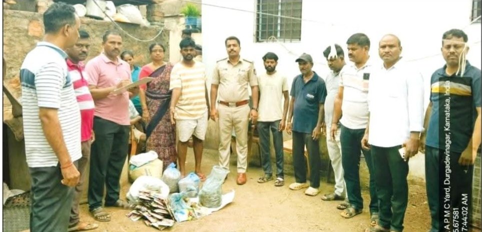 ಬಾಗಲಕೋಟೆಯಲ್ಲಿ ಅಕ್ರಮ ಮಾವಾ ಜಾಲದ ವಿರುದ್ಧ ಗ್ರಾಮೀಣ ಪೊಲೀಸರ ರೇಡ್: ಕ್ಯಾನ್ಸರ್ ಕಾರಕ ಮಾವಾ, ಕಚ್ಚಾ ವಸ್ತುಗಳು ಭಾರಿ ಪ್ರಮಾಣದಲ್ಲಿ ಜಪ್ತಿ!