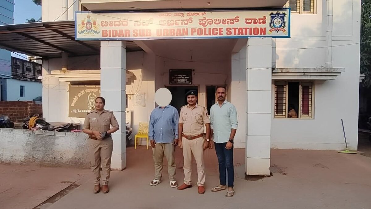 ದಾಂಡೇಲಿ ರೌಡಿ ಆಸಾಮಿ ಬಾಬು ದೊಡ್ಡಮನಿಗೆ 6 ತಿಂಗಳ ಕಾಲ ಉತ್ತರ ಕನ್ನಡ ಜಿಲ್ಲೆಯಿಂದ ಗಡಿಪಾರು!