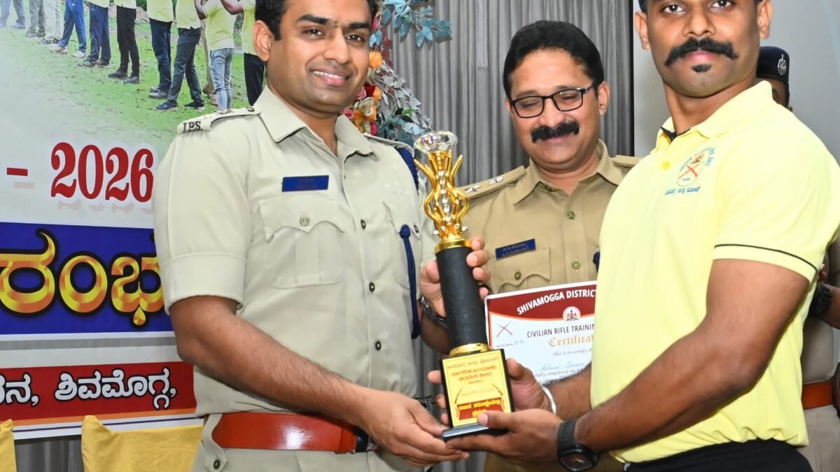 ನಾಗರಿಕ ಬಂದೂಕು ತರಬೇತಿ ಶಿಬಿರದ ಲಿಖಿತ ಪರೀಕ್ಷೆಯಲ್ಲಿ ಪ್ರಥಮ ಸ್ಥಾನ ಹಾಗೂ ಟೀಮ್ ಲೀಡರ್‌ಶಿಪ್ ಬಹುಮಾನ ಮುಡಿಗೇರಿಸಿಕೊಂಡ ತೀರ್ಥಹಳ್ಳಿಯ ಅಶ್ವಲ್ ಜಾನ್ಸನ್