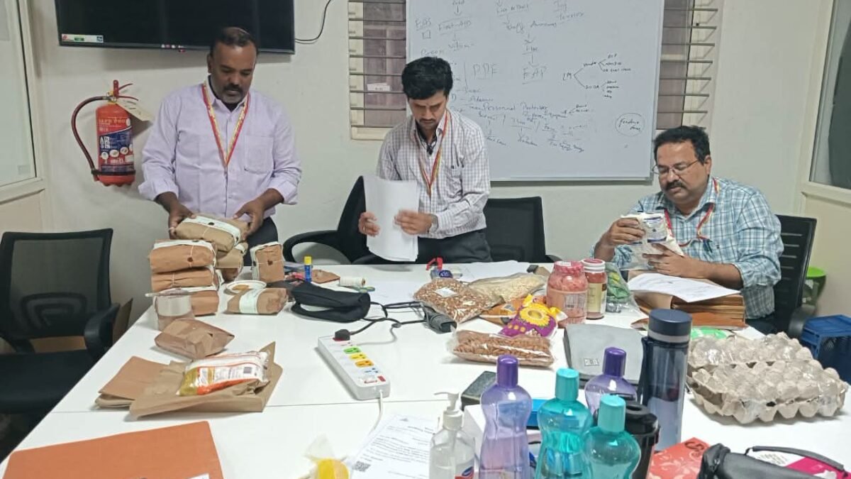 ಬೆಂಗಳೂರಿನಲ್ಲಿ ಮುಂದುವರಿದ ಆಹಾರ ಇಲಾಖೆ ಅಧಿಕಾರಿಗಳ ಸಮರ: ಬೆಳ್ಳಂಬೆಳಗ್ಗೆ ‘ಜೊಮ್ಯಾಟೋ’ ವೇರ್‌ಹೌಸ್ ಮೇಲೆ ದಾಳಿ!