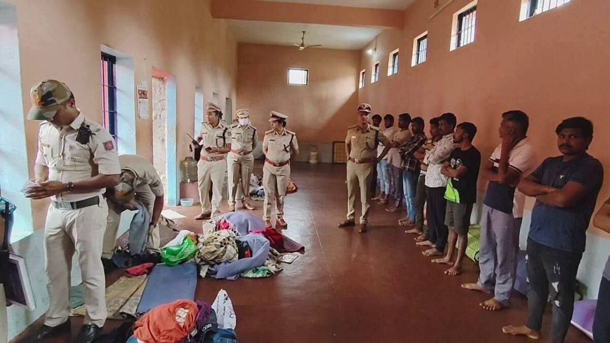 ಮಂಡ್ಯ ಮಿಮ್ಸ್‌ನಲ್ಲಿ ಜೈಲು ಕೈದಿ ಪತ್ತೆ ಪ್ರಕರಣ: ಡಿಜಿ ಅಲೋಕ್ ಕುಮಾರ್ ತನಿಖೆಗೆ ಆದೇಶ