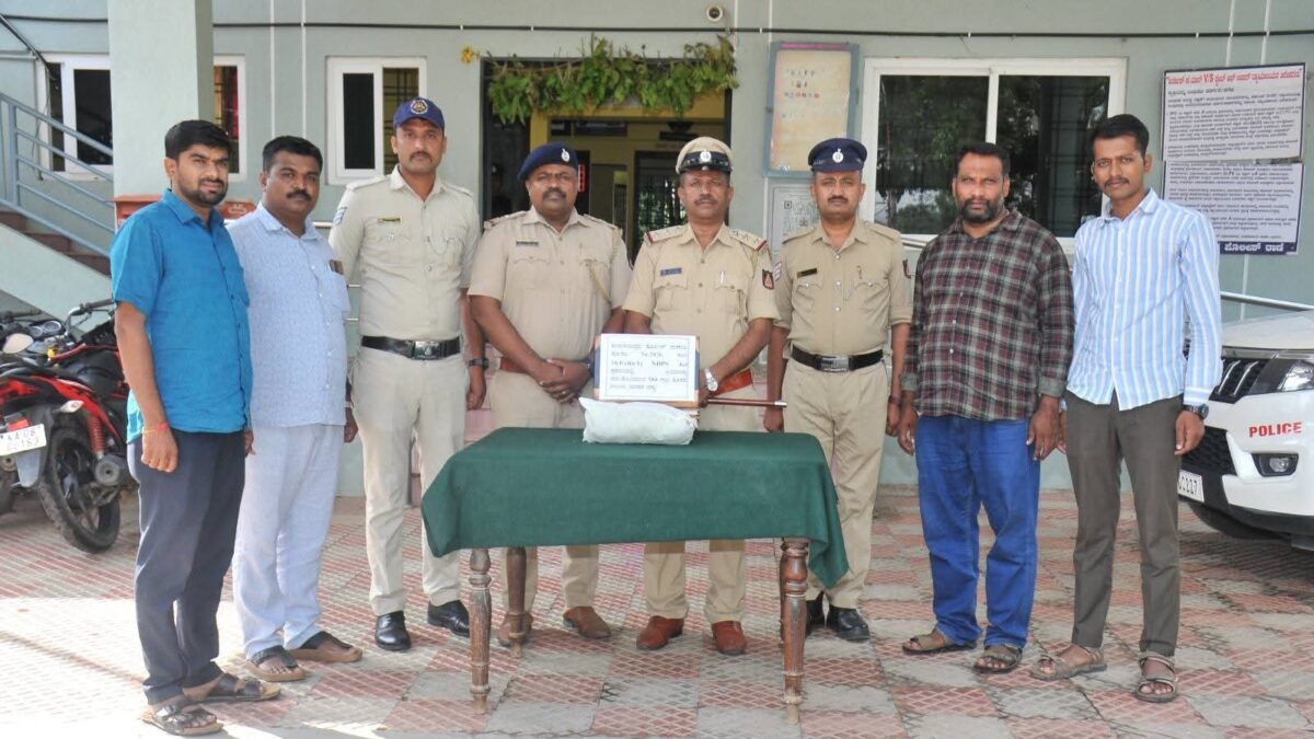 ಅಕ್ರಮ ಗಾಂಜಾ ಮಾರಾಟ ಮಾಡುತ್ತಿದ್ದ ಆರೋಪಿ ಬಂಧನ — 580 ಗ್ರಾಂ ಗಾಂಜಾ ಜಪ್ತಿ